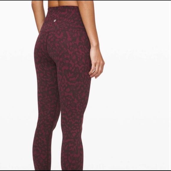 Lulu Lemon Align Leggings 25’ - Picture 2 of 4